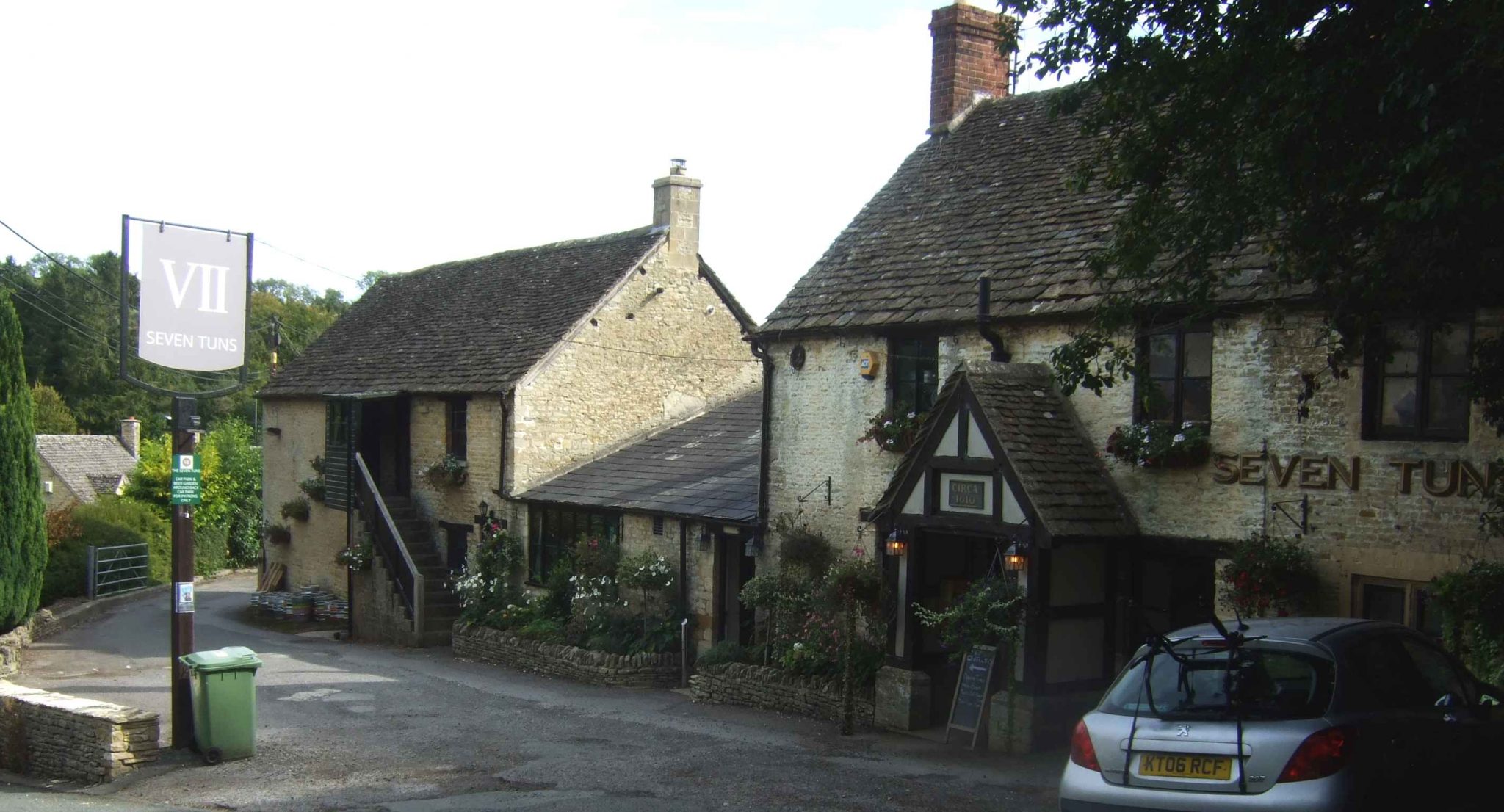 Chedworth Village